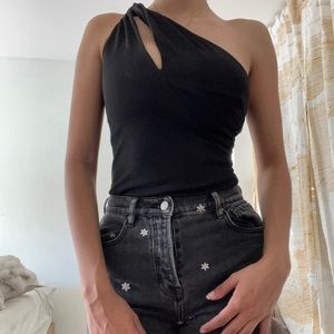 Black Bebe top